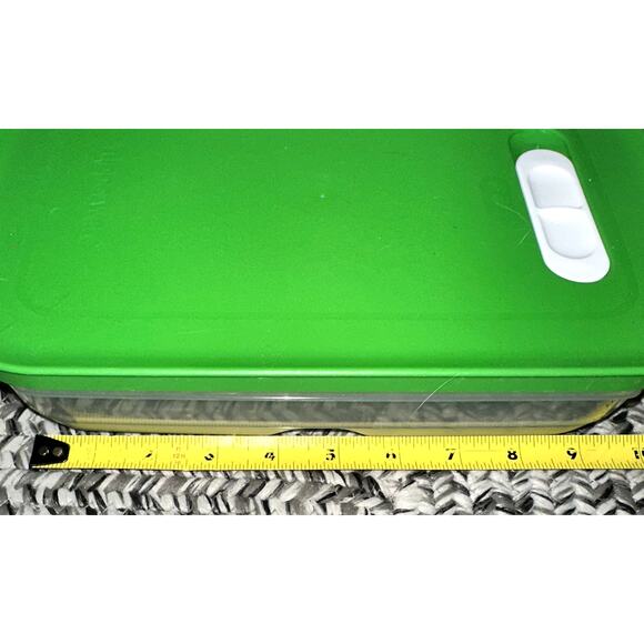 Tupperware Fridgesmart 1.75 qt 1.8L Food Storage Fruit Vegetable Vented Lid - Picture 8 of 9